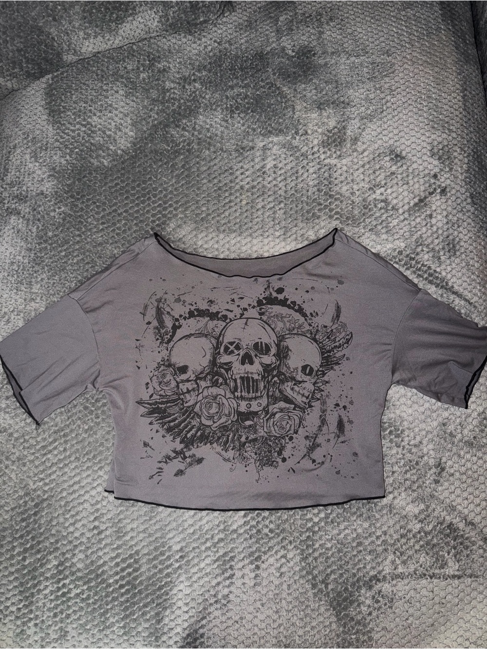 ROMWE Gray Skull & Roses Cropped Tee